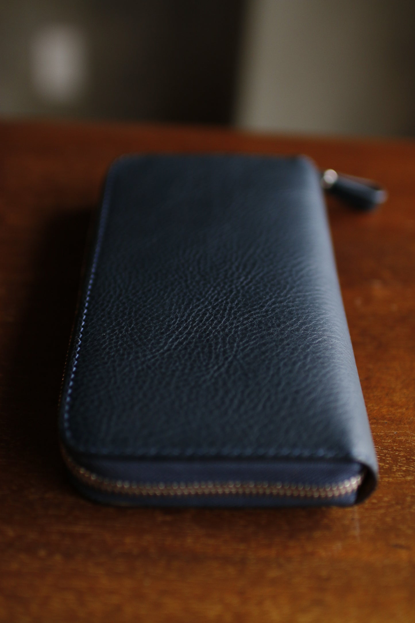 【オーダー】レーザー彫刻の総手縫いラウンドZIP長財布