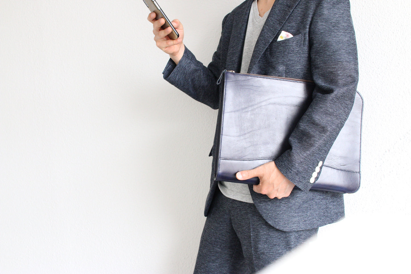 【オーダー】総手縫いのブライドルレザークラッチバッグ