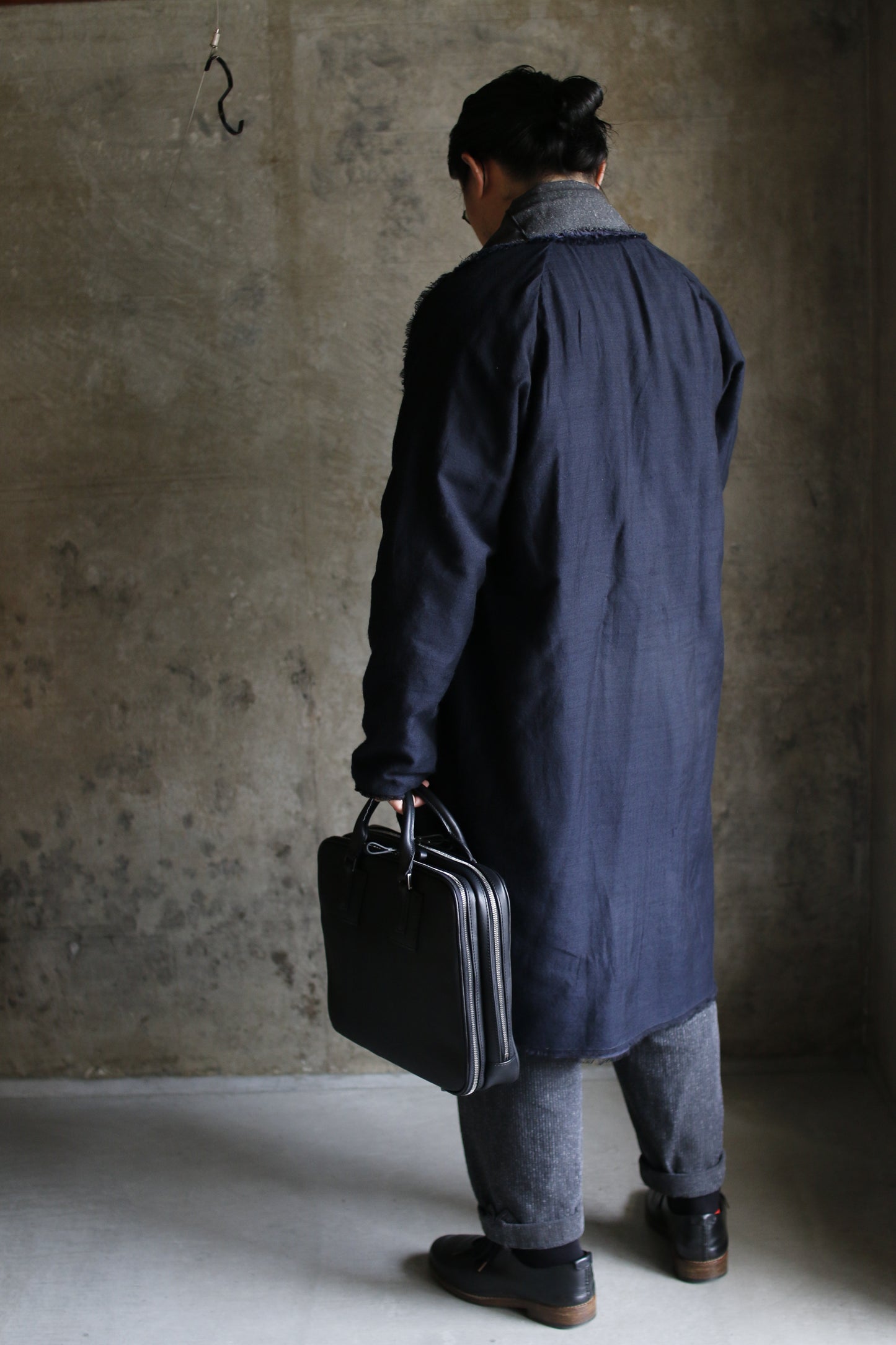 【オーダー】前後で表情が違うビジネスバッグ