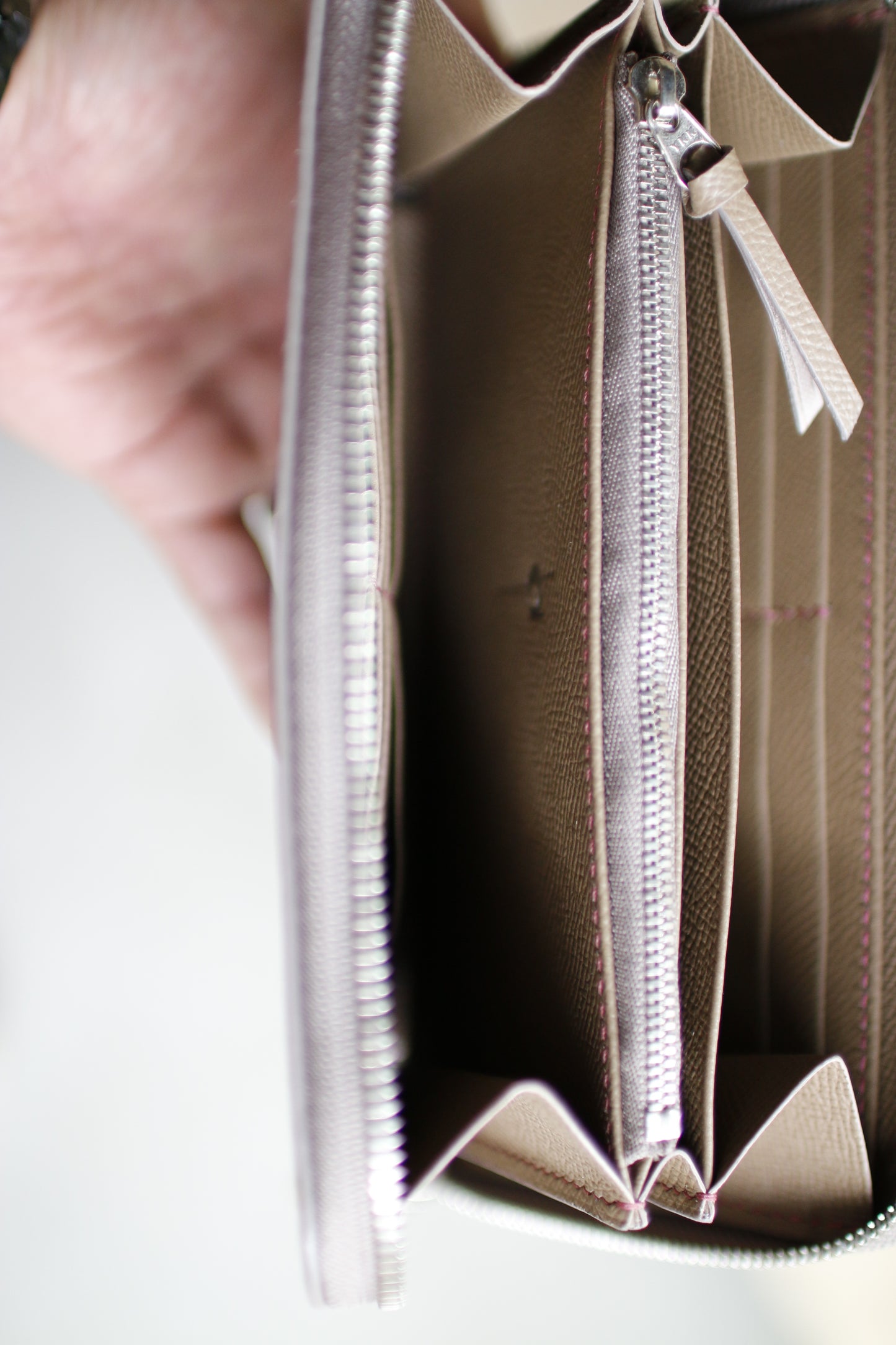 【オーダー】オールノブレッサカーフ仕様のラウンドファスナー長財布