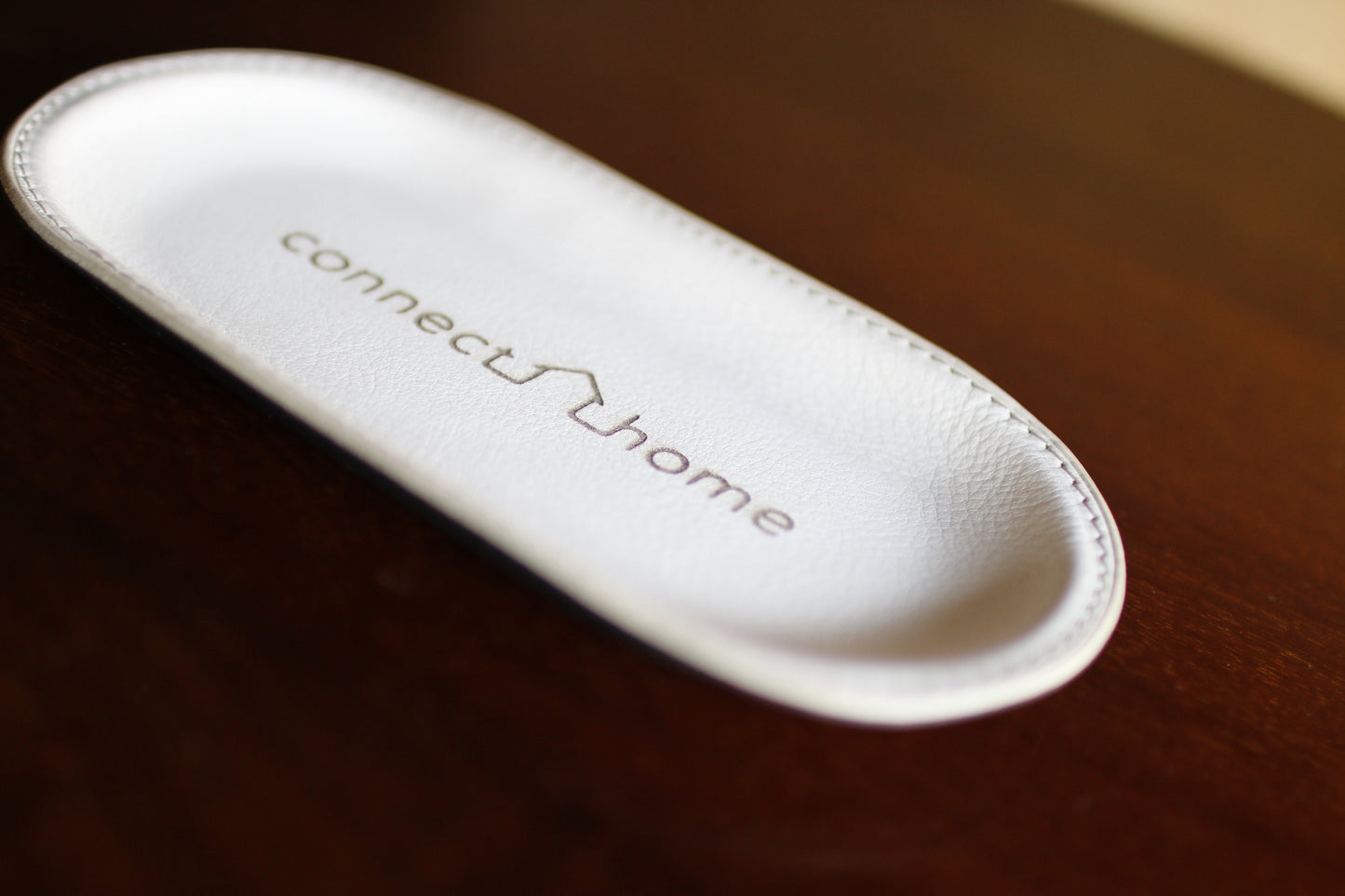 【オーダー】レザーの質感を感じるキャッシュトレイ※レーザー加工ロゴver.