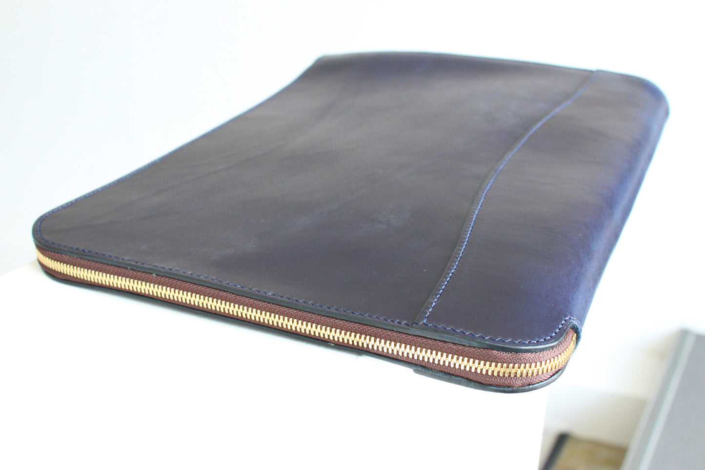 【オーダー】総手縫いのブライドルレザークラッチバッグ