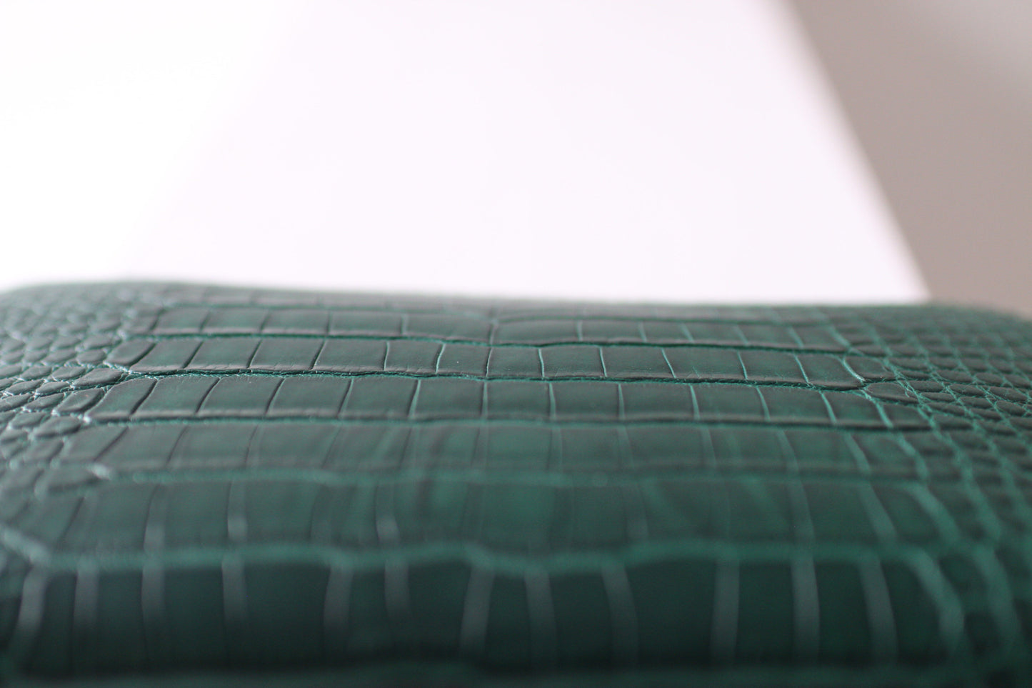 【オーダー】アリゲーター総手縫いラウンドZIPウォレット収納多め