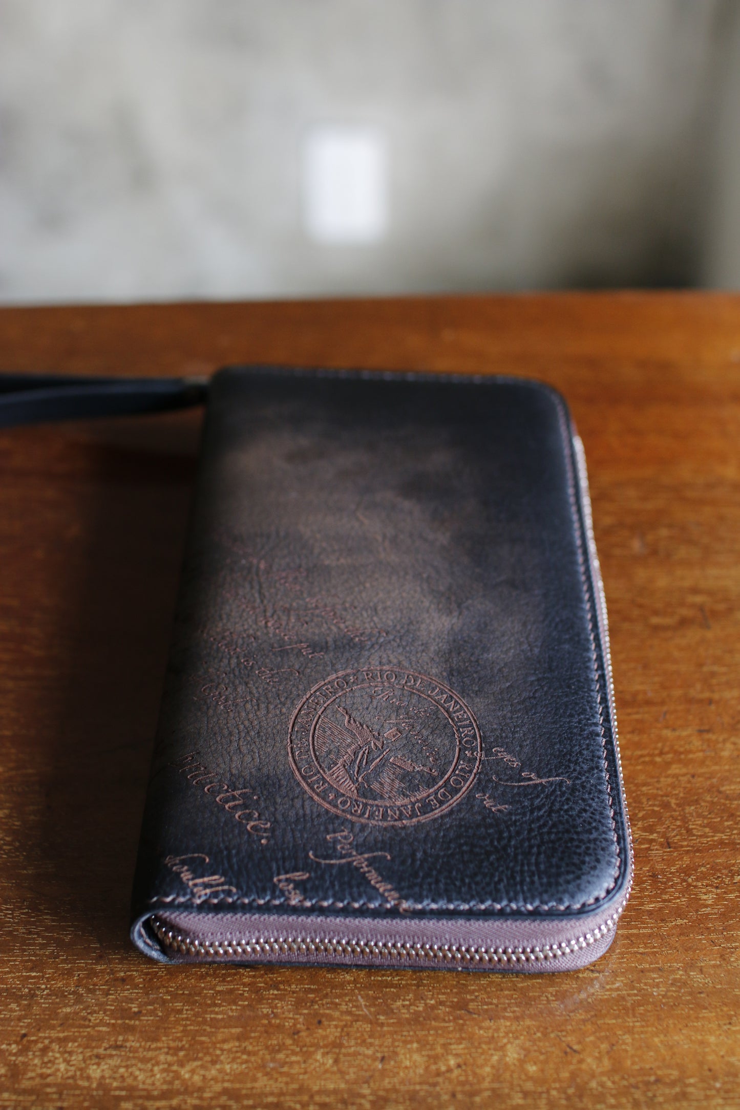 【オーダー】ハンドダイ＆レーザー彫刻のラウンドZIP長財布