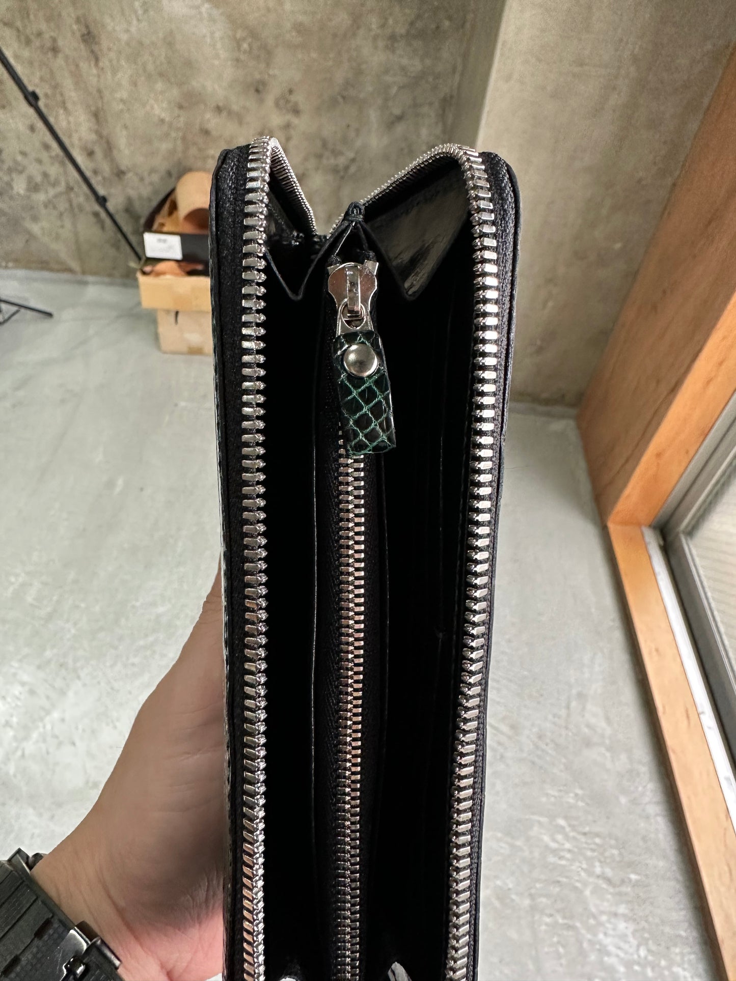 【オーダー】アリゲーター総手縫いラウンドZIPウォレット