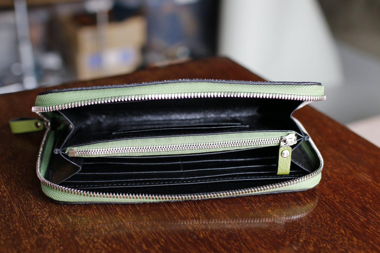 【オーダー】ガルーシャ総手縫いラウンドZIP長財布(ブラック×ライムグリーン)