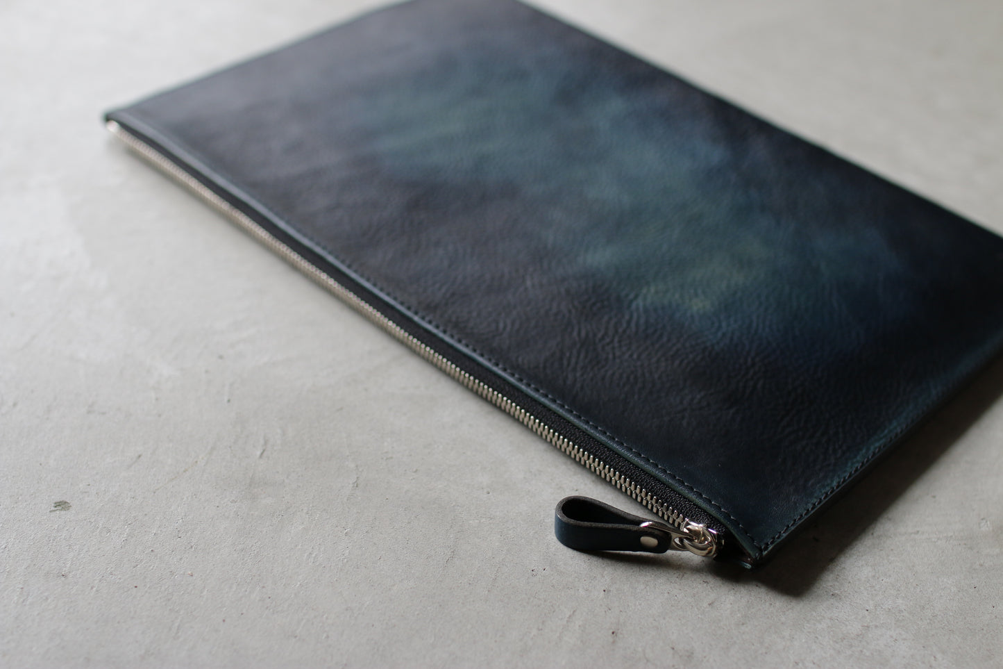 【オーダー】ハンドダイのドキュメントクラッチバッグ