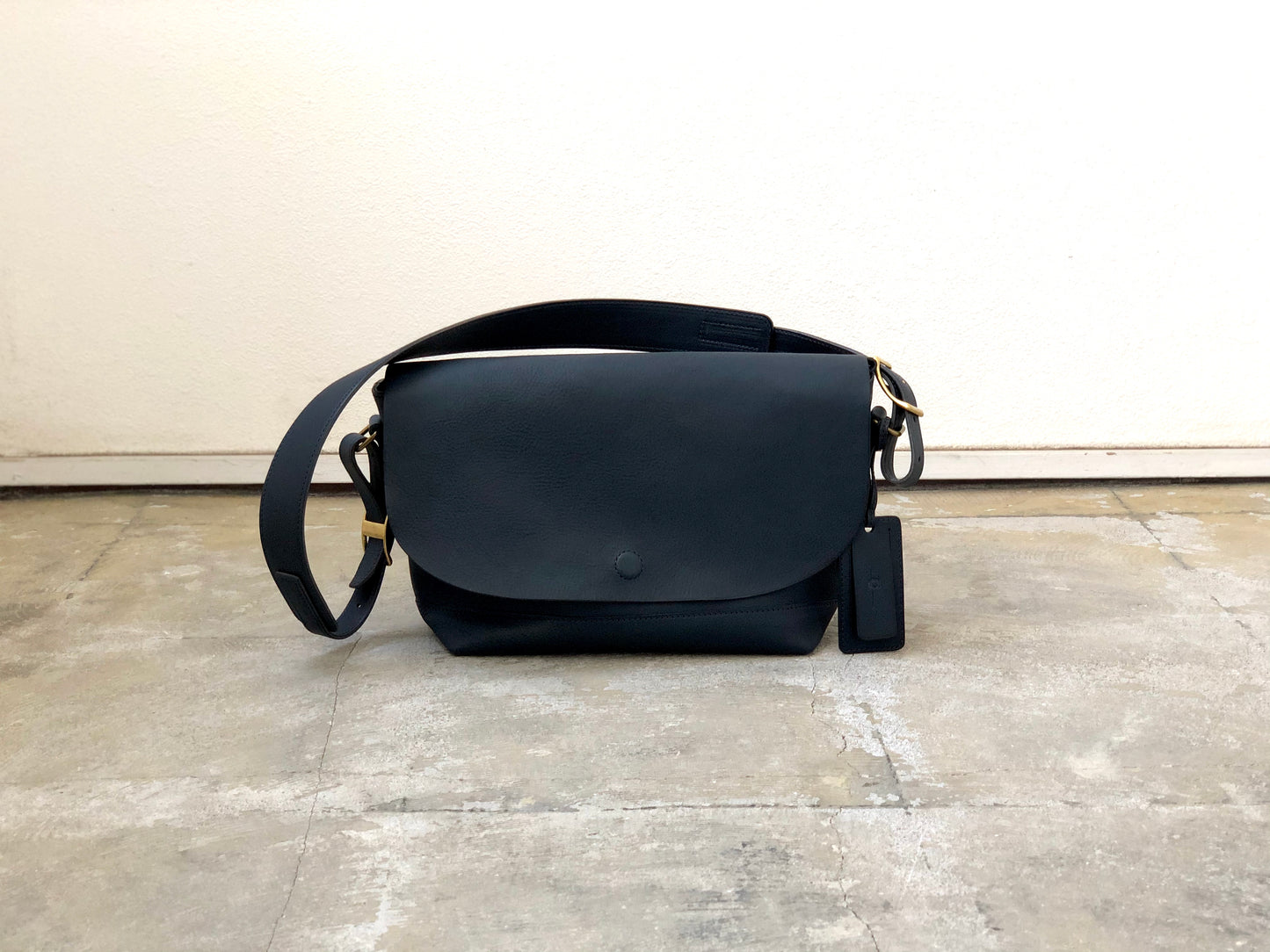 【オーダー】お出かけにも便利なサイズのポストマンバッグ