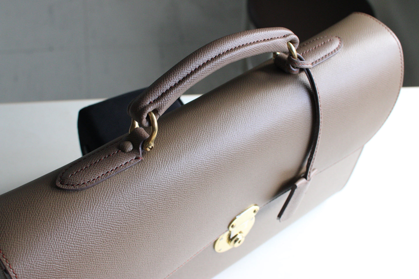 【オーダー】クラシック錠前クラッチバッグ（総手縫い仕立て）