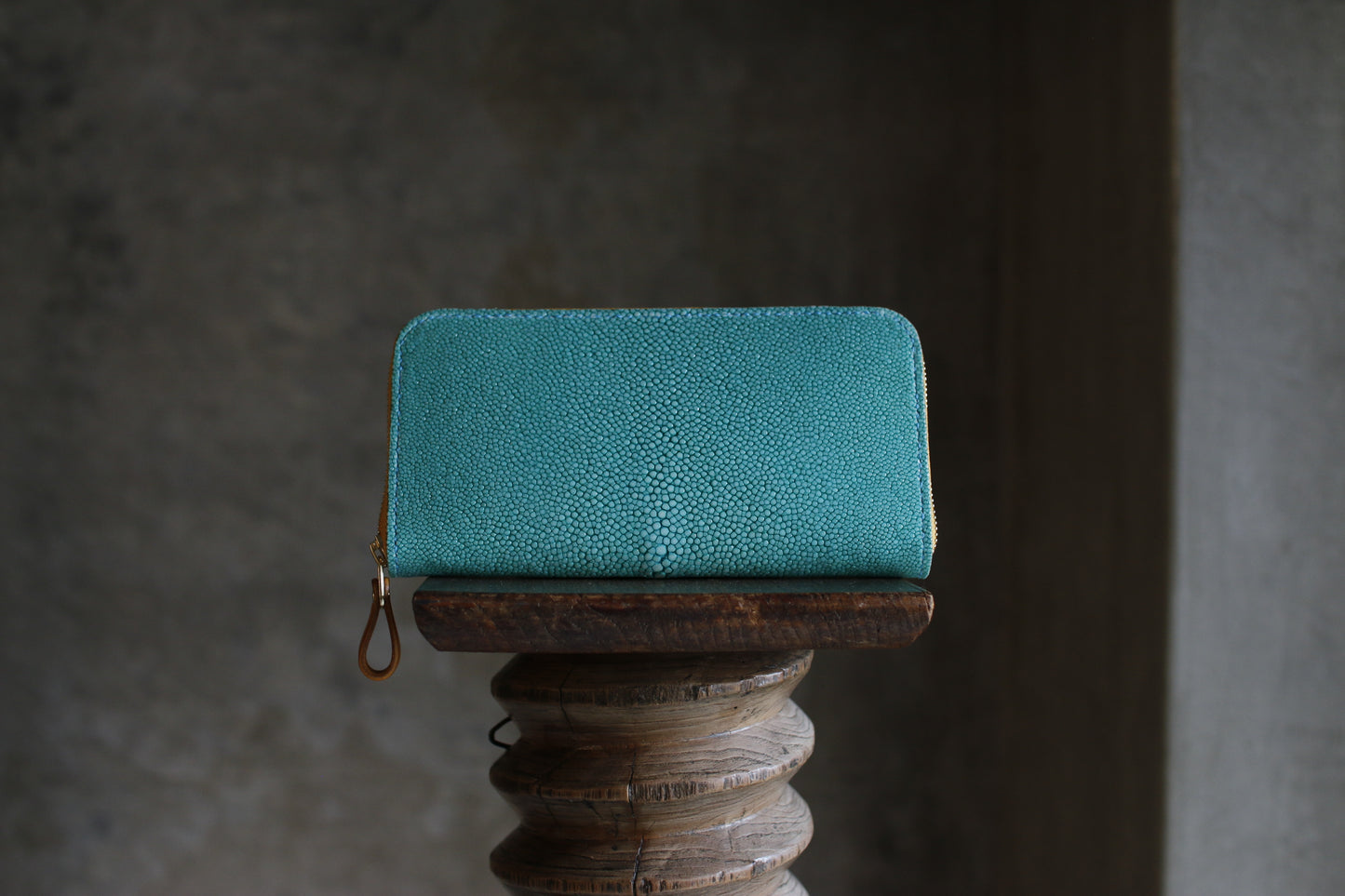 【オーダー】ガルーシャ総手縫いラウンドZIPウォレット