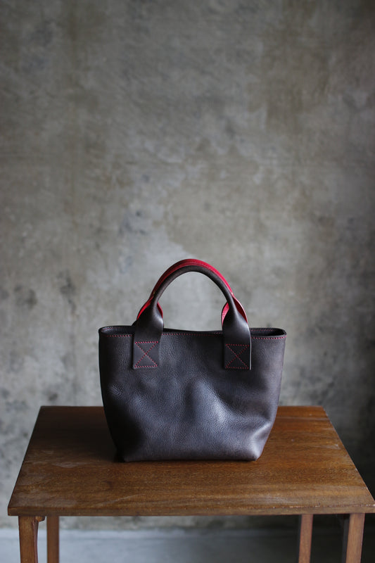 【オーダー】t様専用オーダートートバッグ（アントラクト×レッド配色）