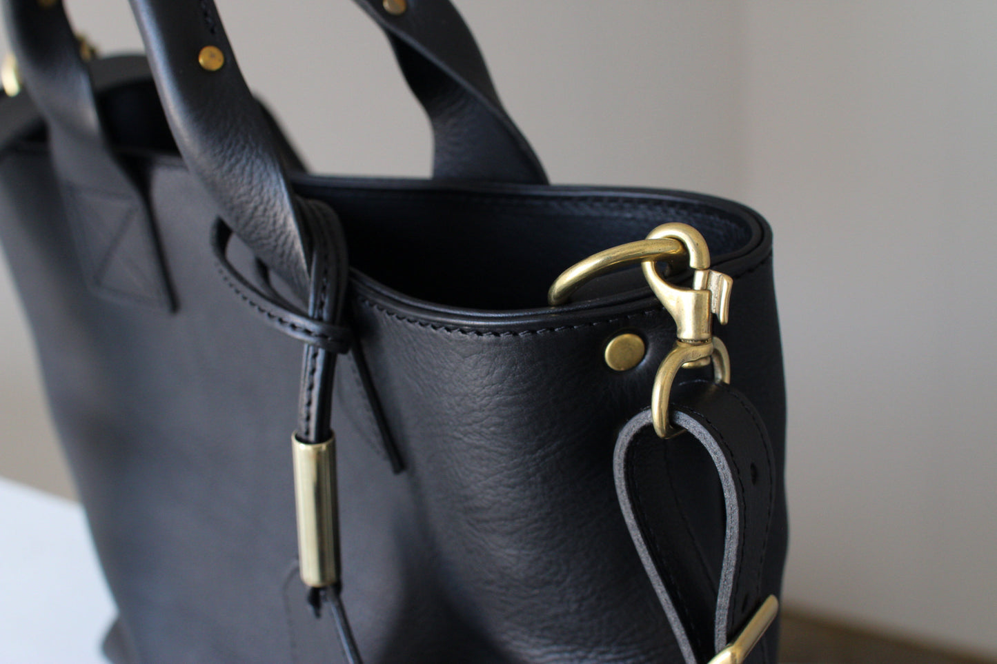 【オーダー】ストラップをカスタマイズしたミディアムトートバッグ