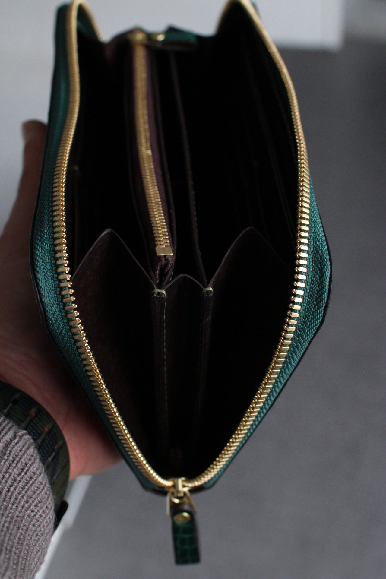 【オーダー】アリゲーター総手縫いラウンドZIPウォレット収納多め