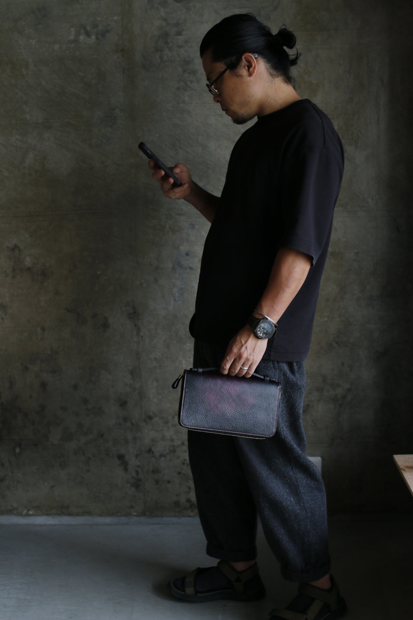 【オーダー】ハンドダイパープルの総手縫いオーガナイザー財布