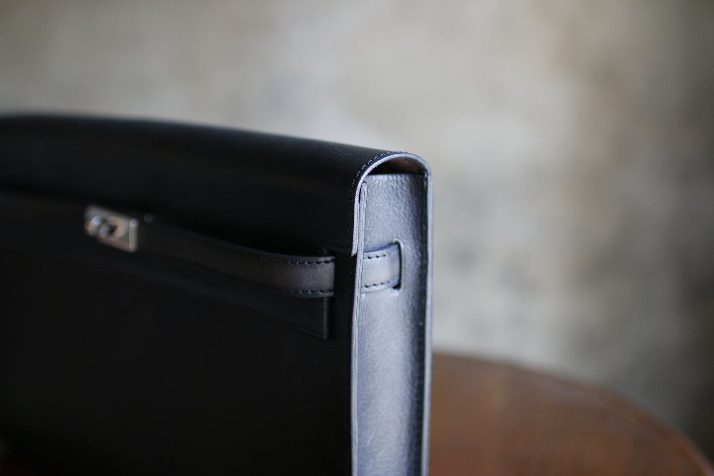 【オーダー】金具が特徴的なPCクラッチバッグ