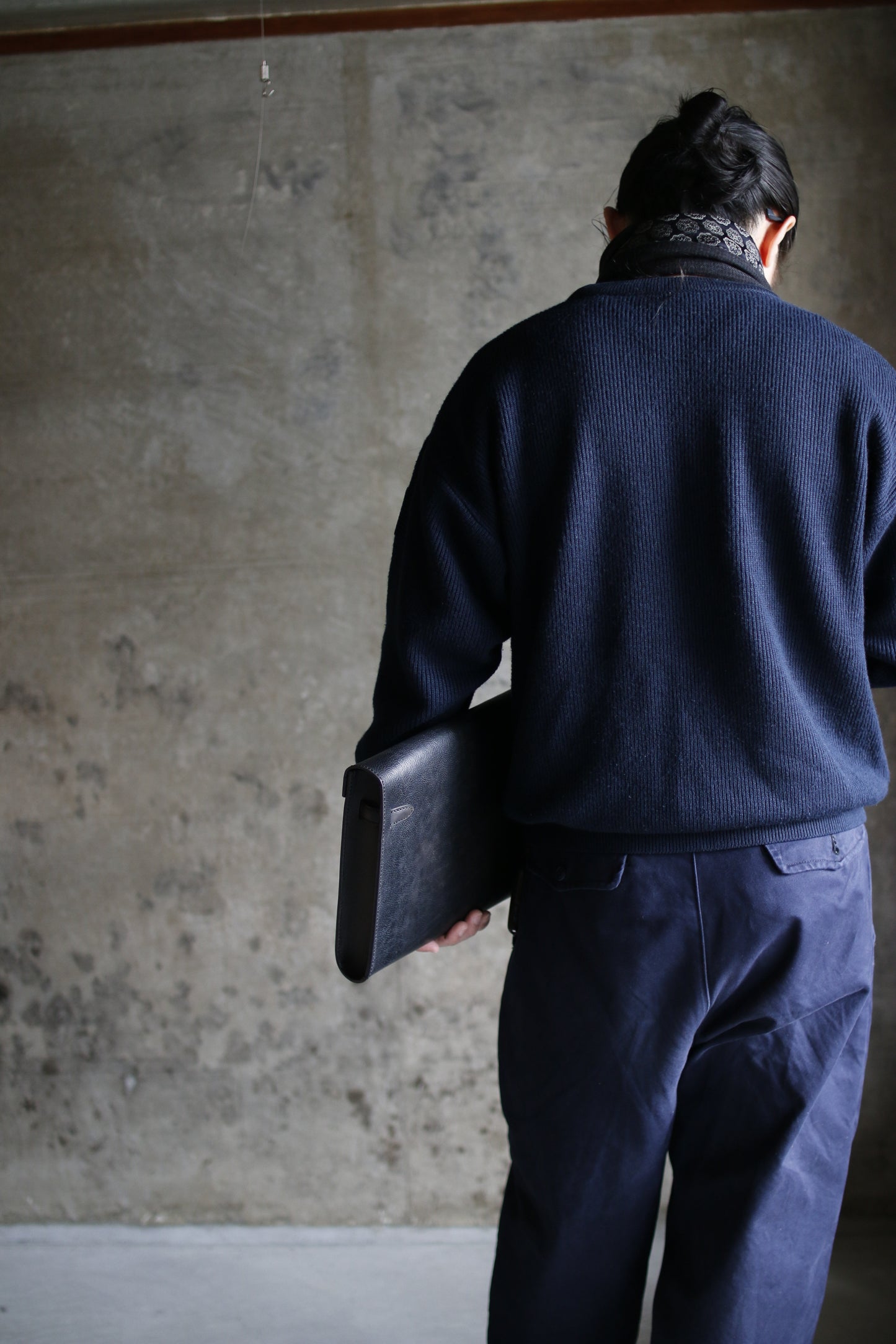 【オーダー】金具が特徴的なPCクラッチバッグ