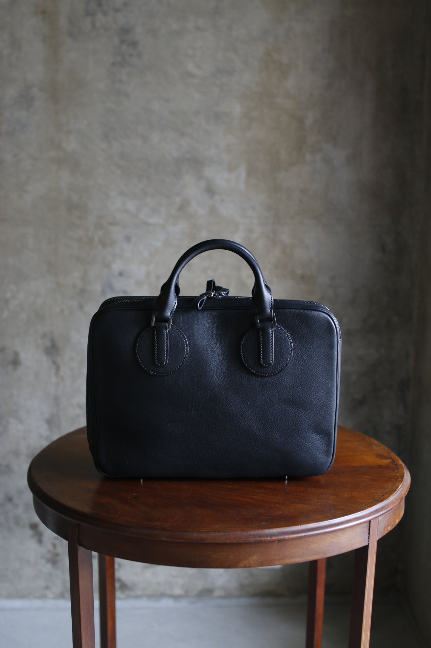 【オーダー】前後で表情が違うビジネスバッグ