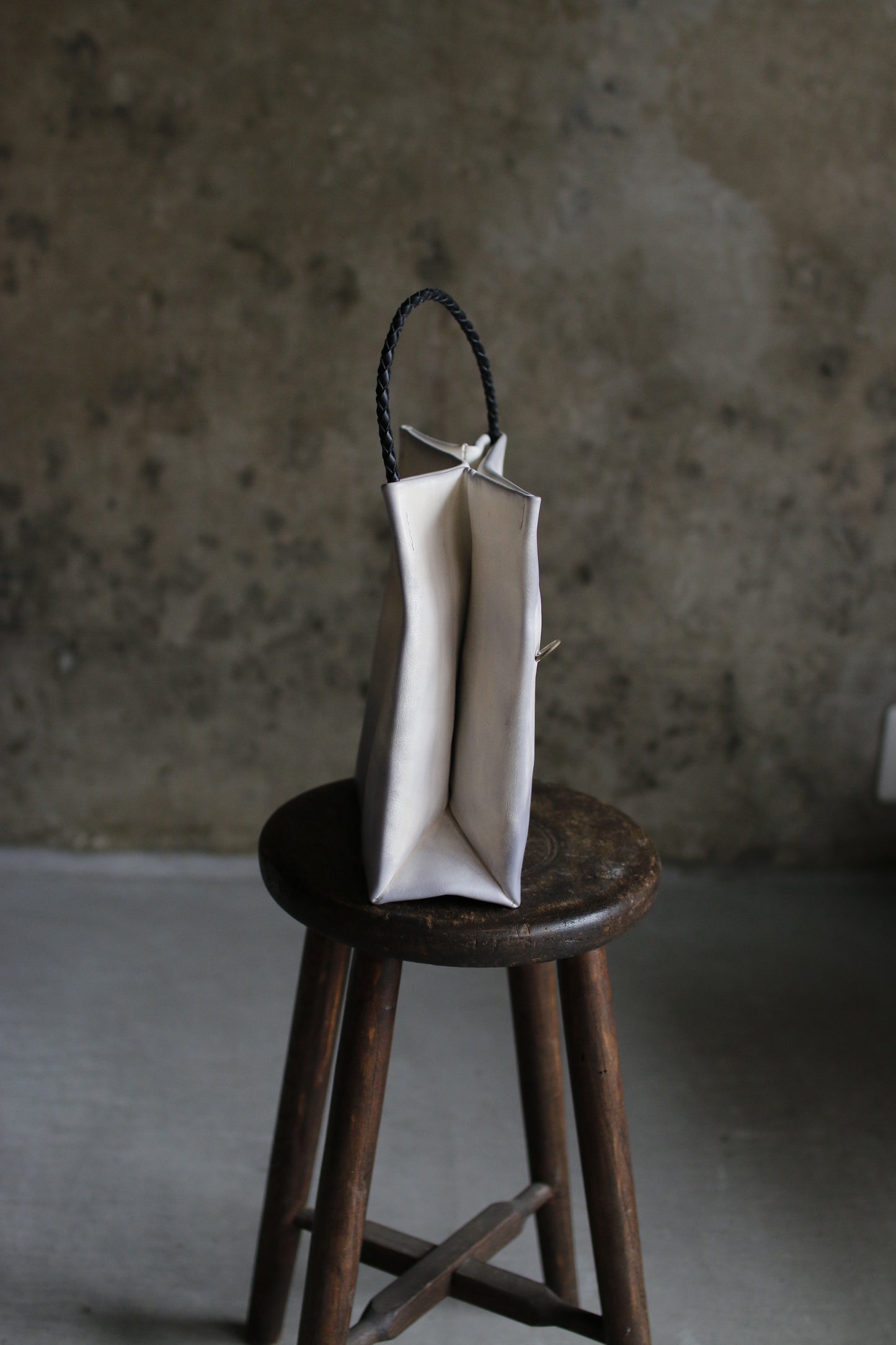 【オーダー】アルチザン仕様のレザー紙袋バッグ