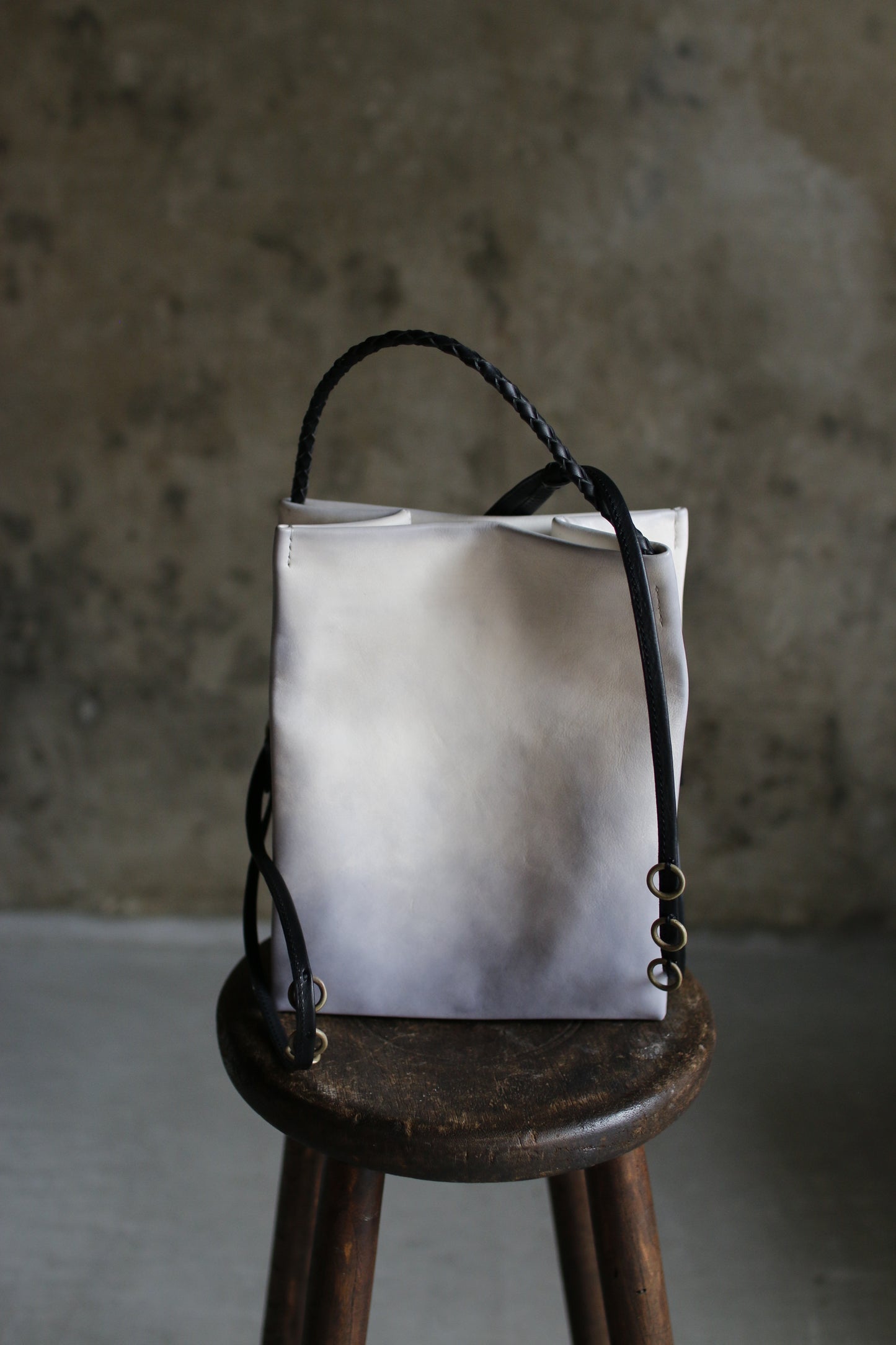 【オーダー】アルチザン仕様のレザー紙袋バッグ