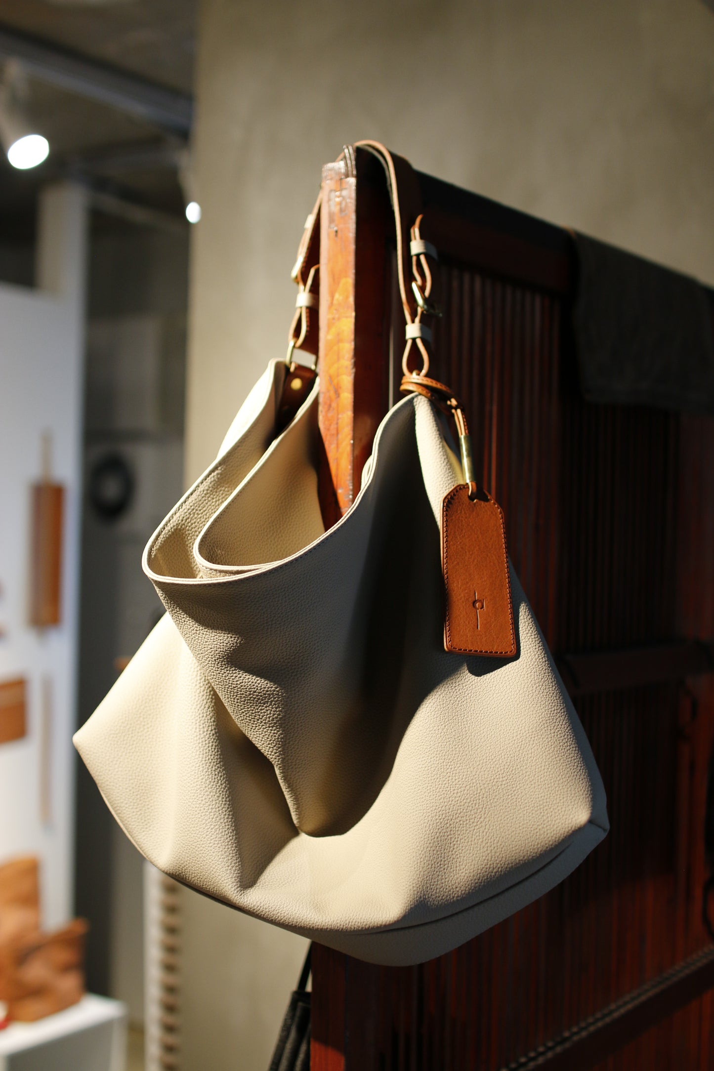 【オーダー】クラシカルなソフトワンショルダーバッグ