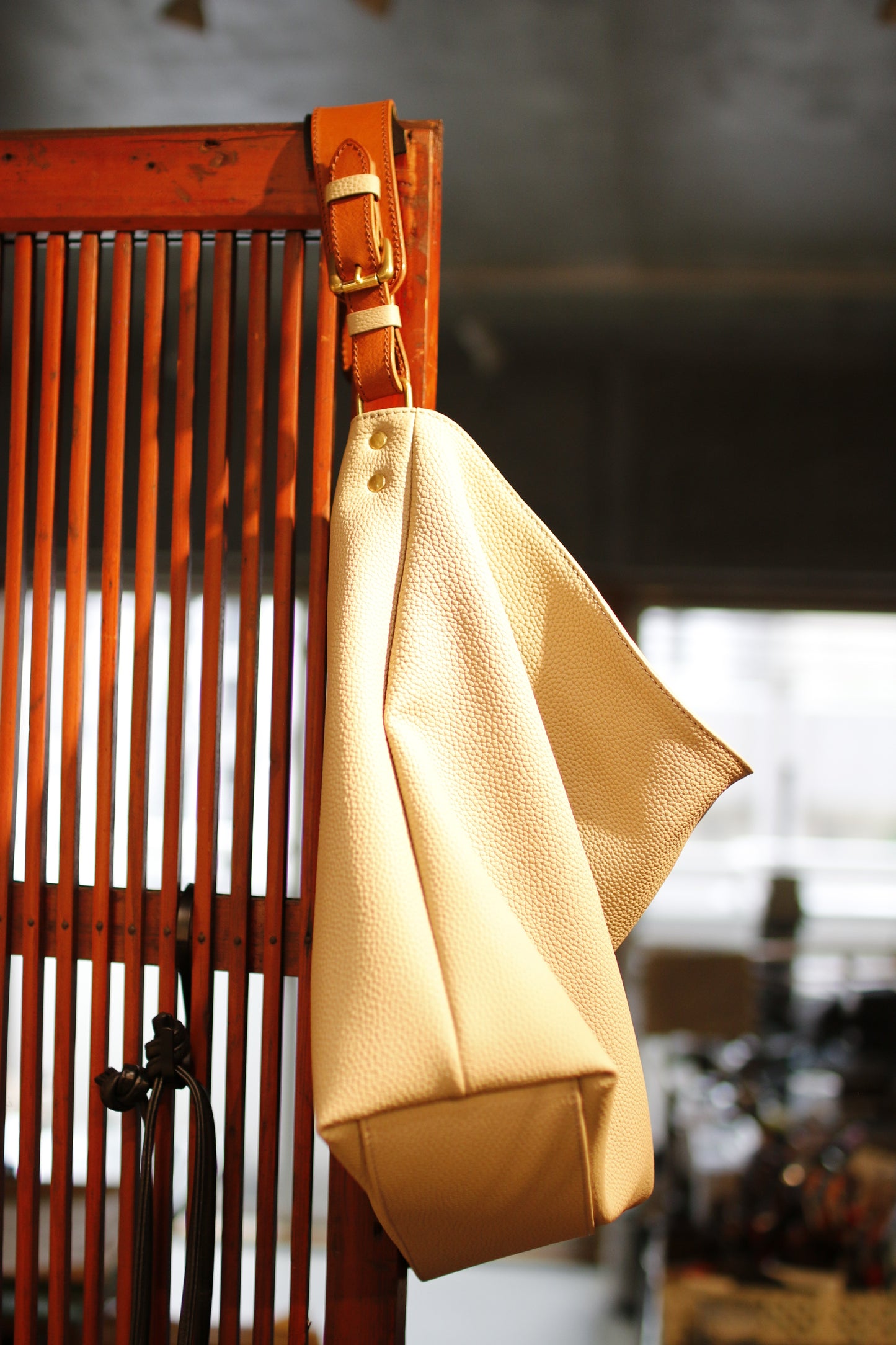 【オーダー】クラシカルなソフトワンショルダーバッグ