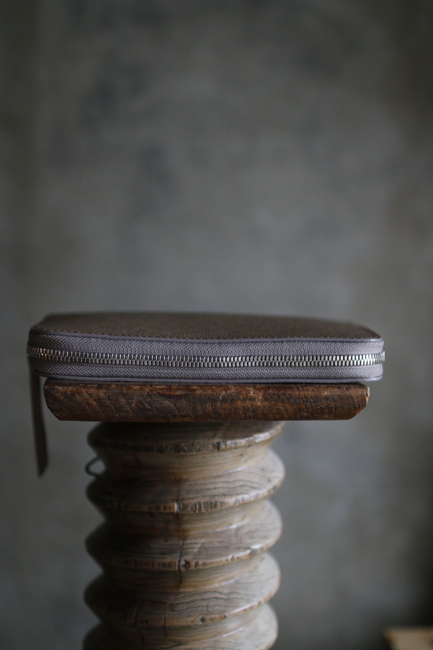 【オーダー】オールノブレッサカーフ仕様のラウンドファスナー長財布